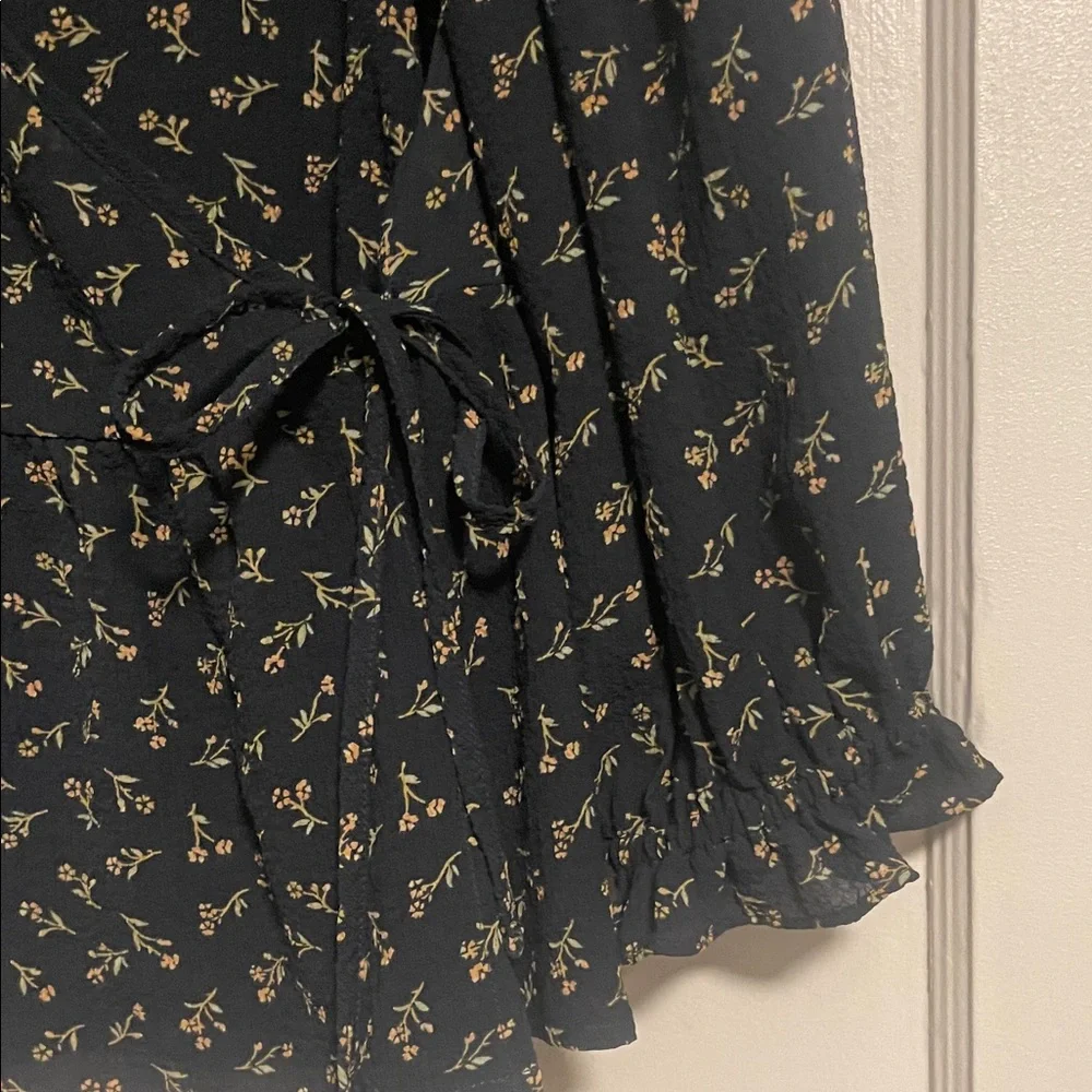 Madewell Floral Wrap Peplum Blouse size Small